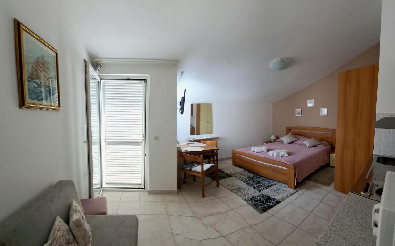 Studio Apartman Olivera Ровинь Экстерьер фото