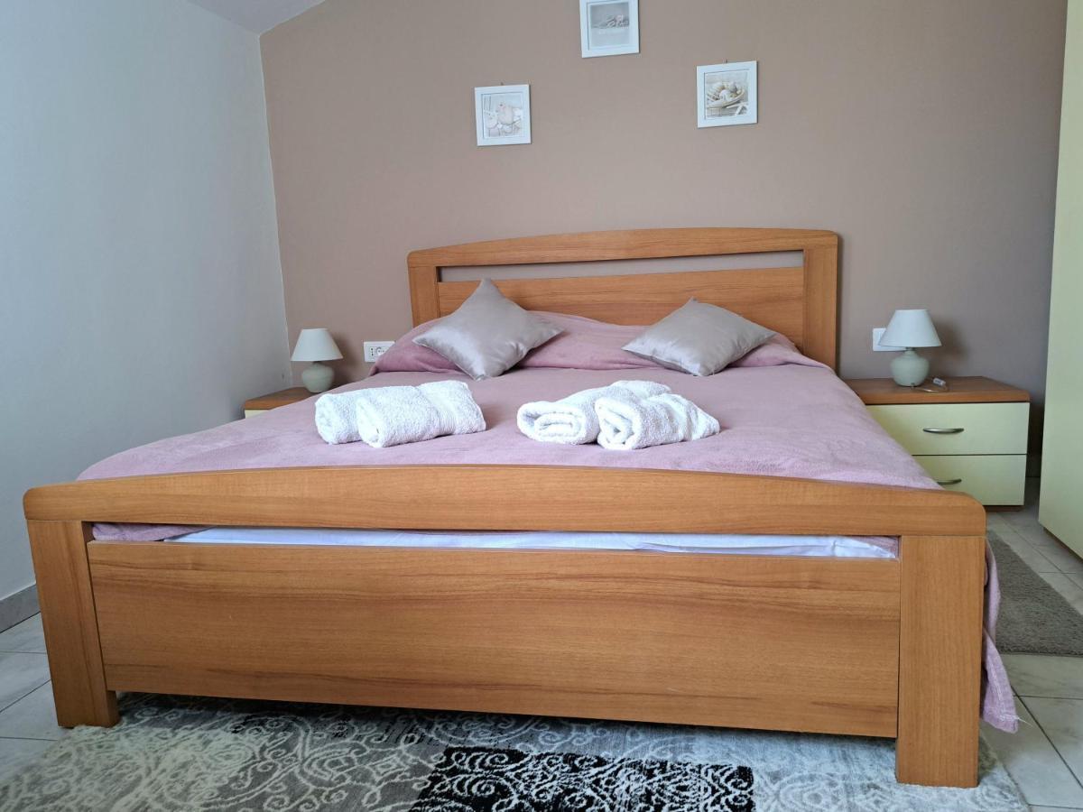 Studio Apartman Olivera Ровинь Экстерьер фото